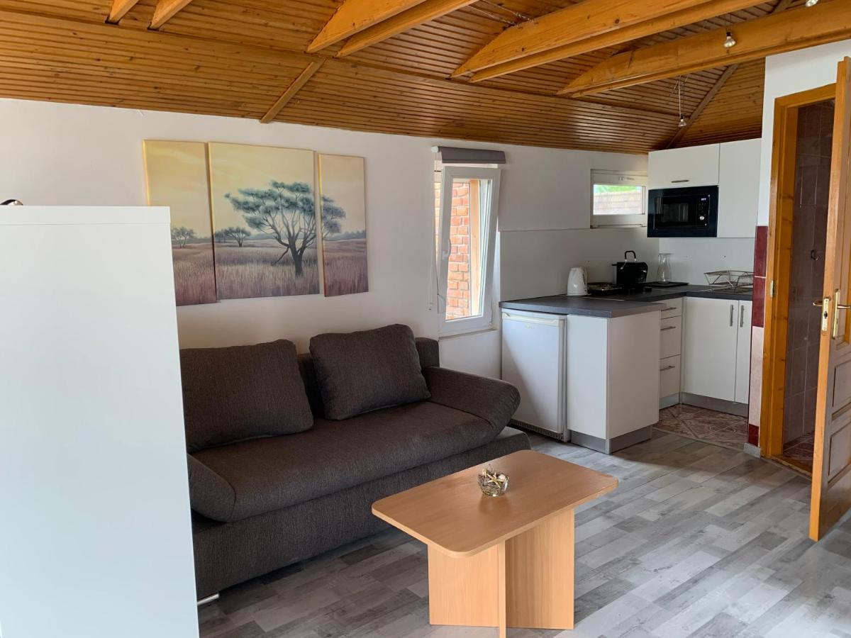 Beach Resident Balatonszemes Ngoại thất bức ảnh